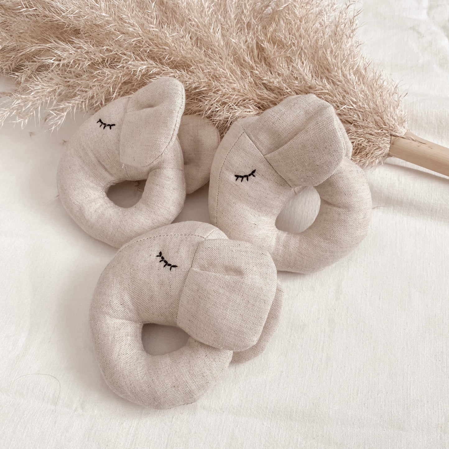 Ellie Rattle